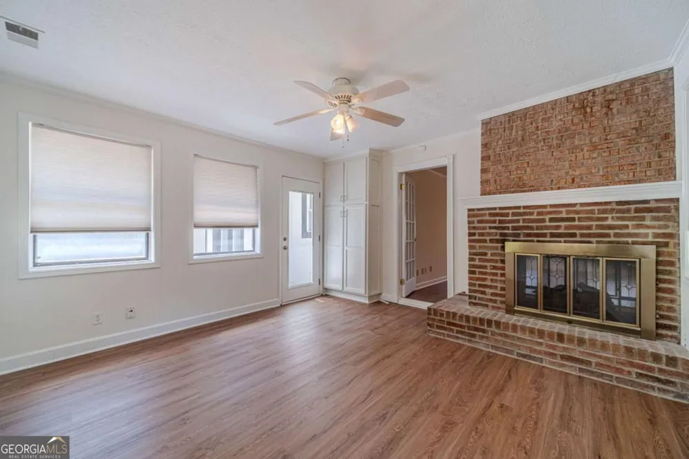 4858 Tarleton DR SW Lilburn, GA 30047