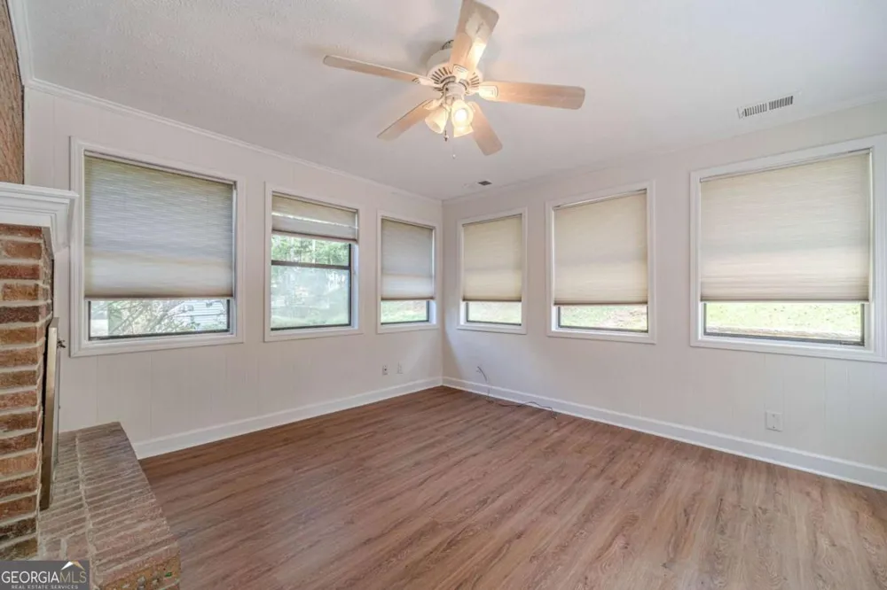 4858 Tarleton DR SW Lilburn, GA 30047