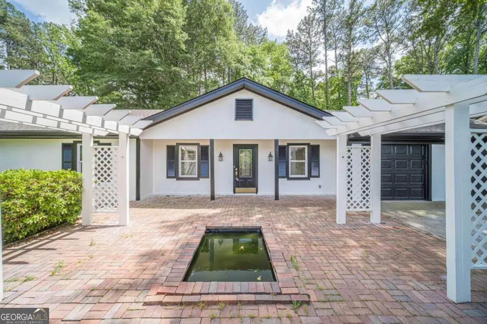 4858 Tarleton DR SW Lilburn, GA 30047