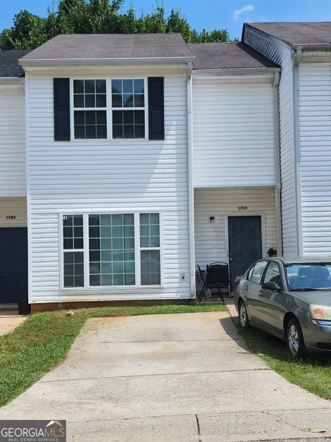 1705 Carrington DR