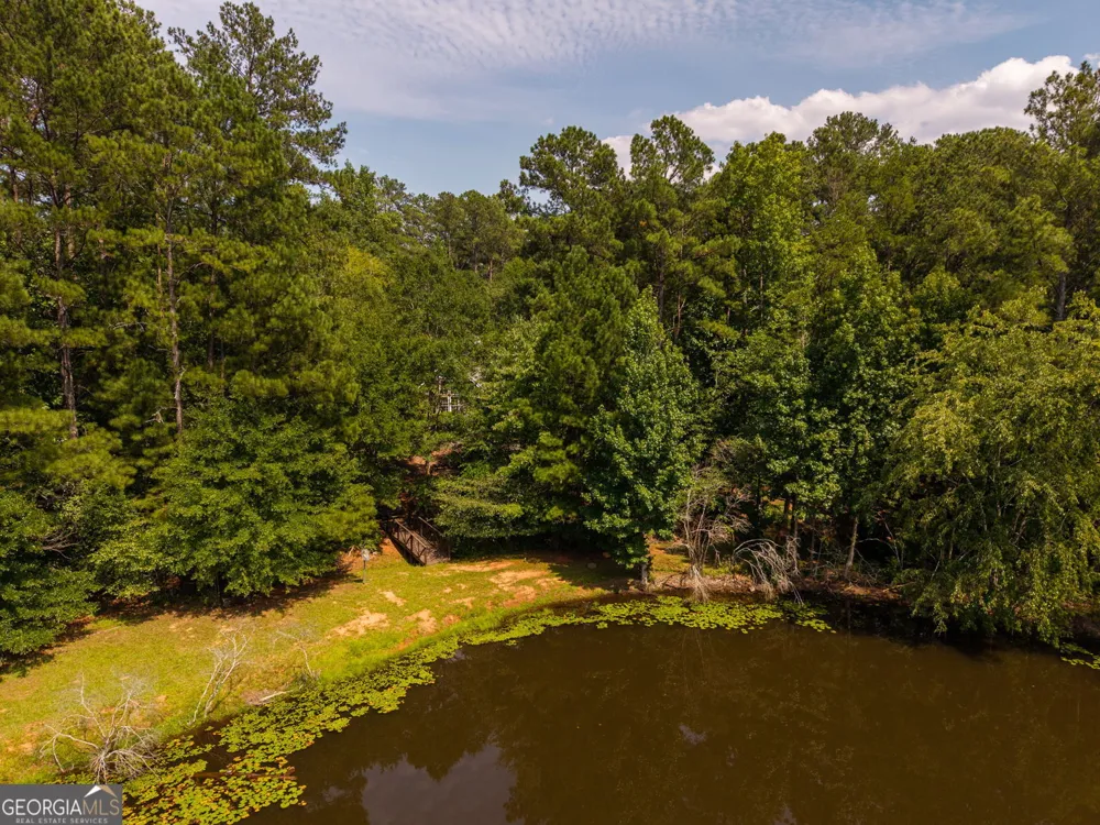 3189 Spring Lake DR NE Conyers, GA 30013