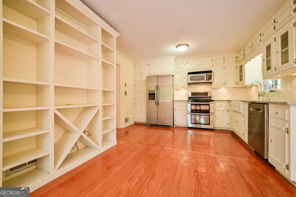 3189 Spring Lake DR NE Conyers, GA 30013