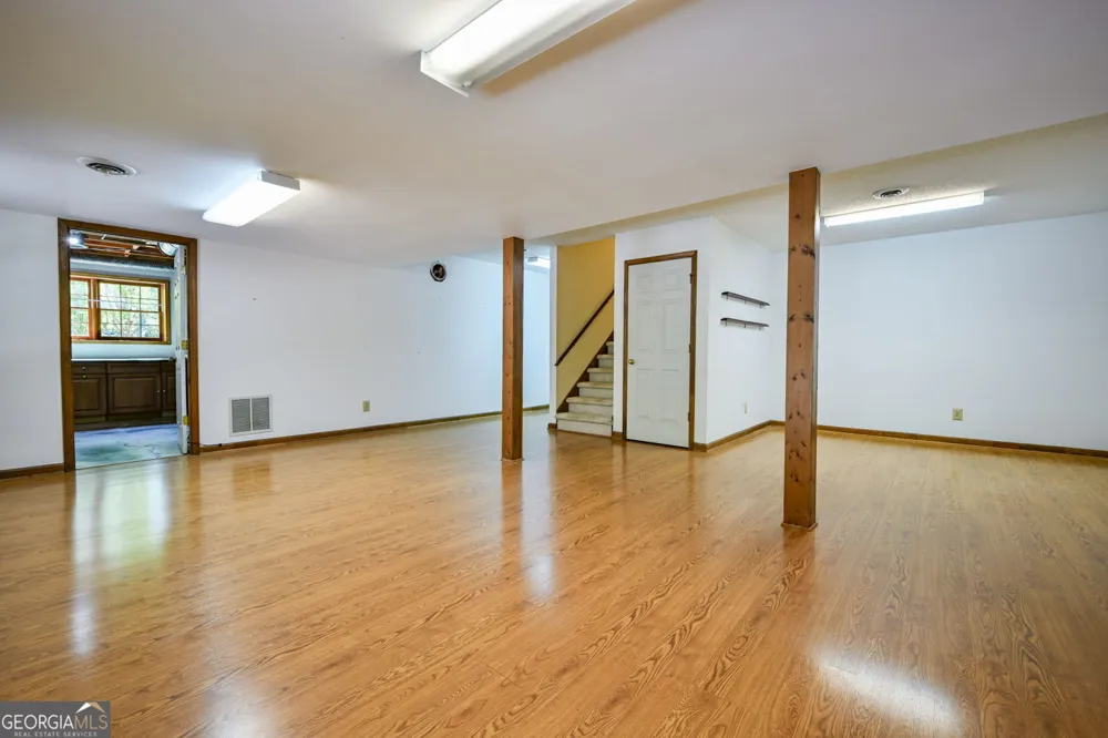 3189 Spring Lake DR NE Conyers, GA 30013