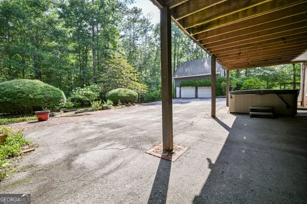 3189 Spring Lake DR NE Conyers, GA 30013