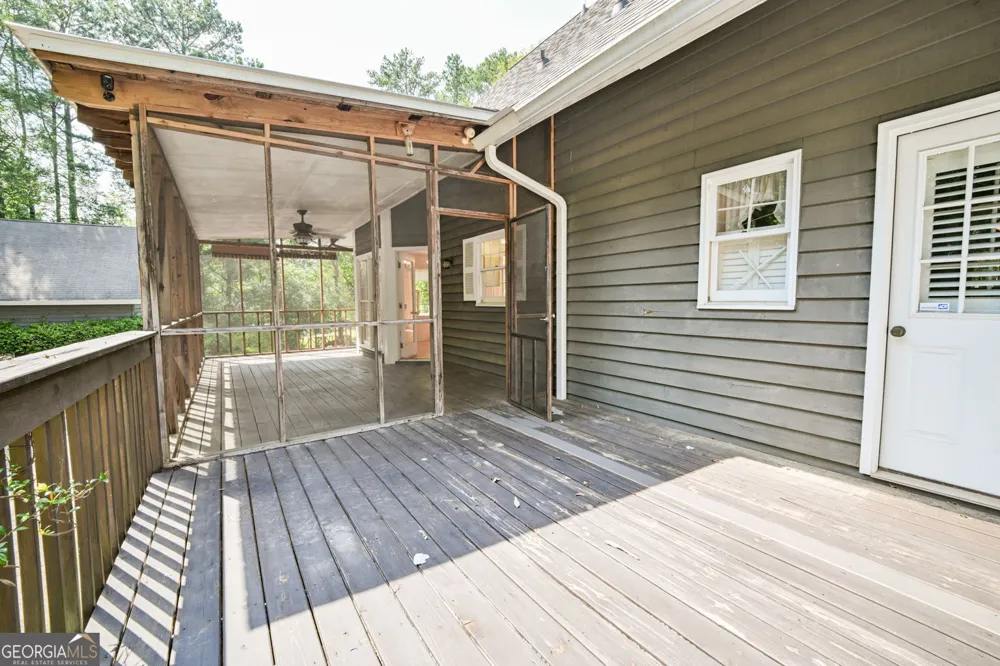 3189 Spring Lake DR NE Conyers, GA 30013