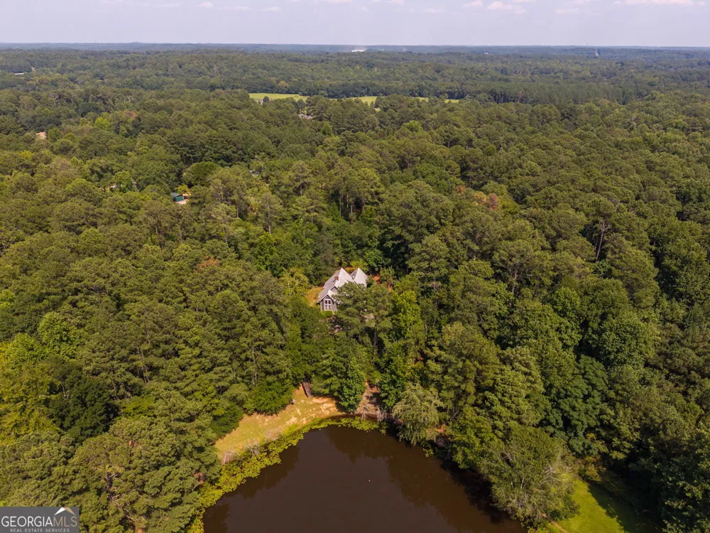3189 Spring Lake DR NE Conyers, GA 30013