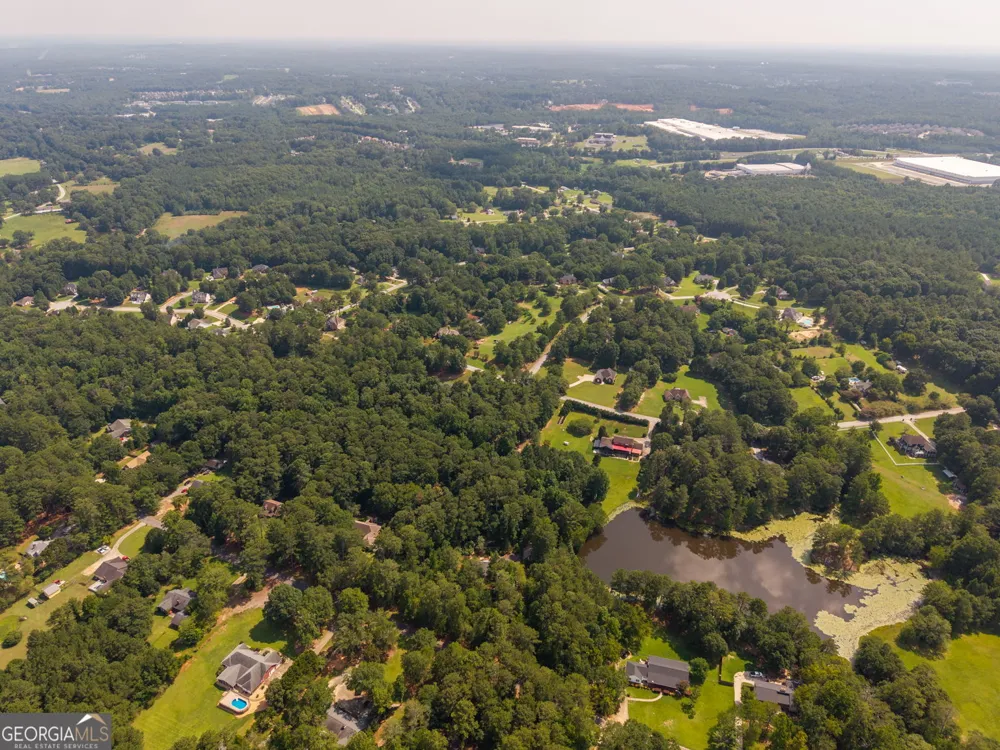 3189 Spring Lake DR NE Conyers, GA 30013