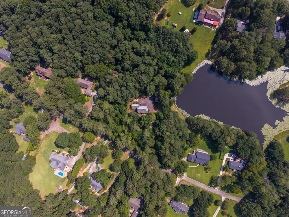 3189 Spring Lake DR NE Conyers, GA 30013