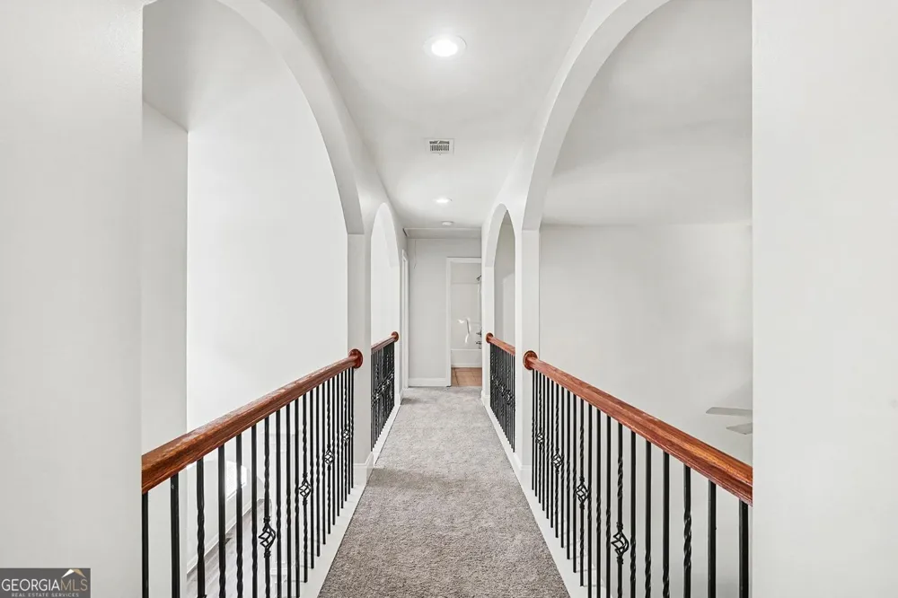 6856 Search Light TRL Lithonia, GA 30038