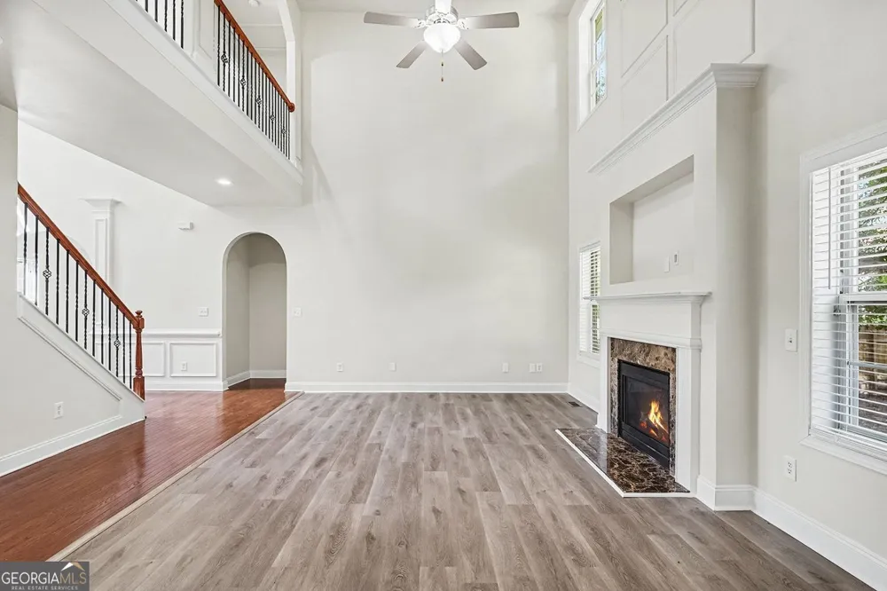 6856 Search Light TRL Lithonia, GA 30038