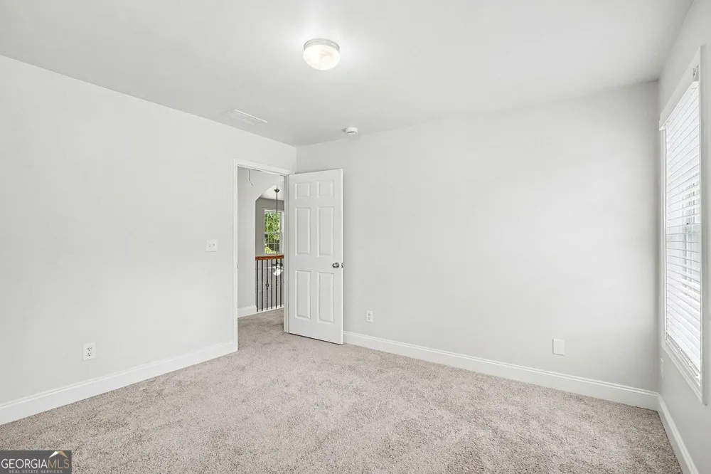6856 Search Light TRL Lithonia, GA 30038