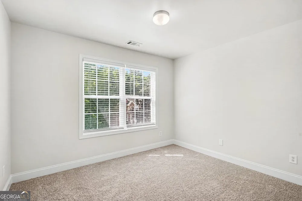 6856 Search Light TRL Lithonia, GA 30038
