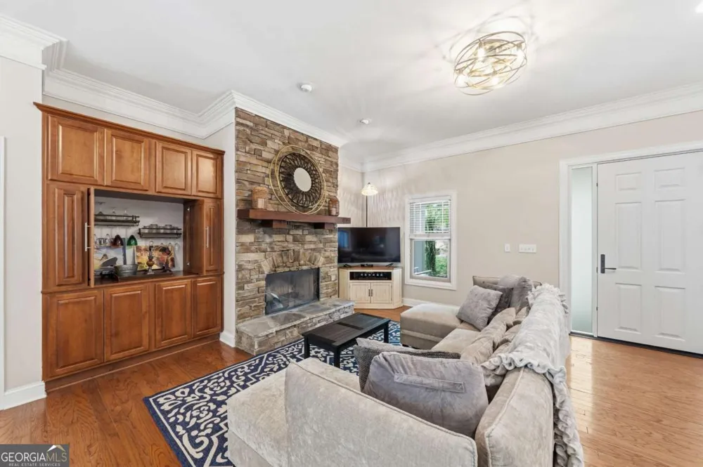 160 Parkside LN Eatonton, GA 31024