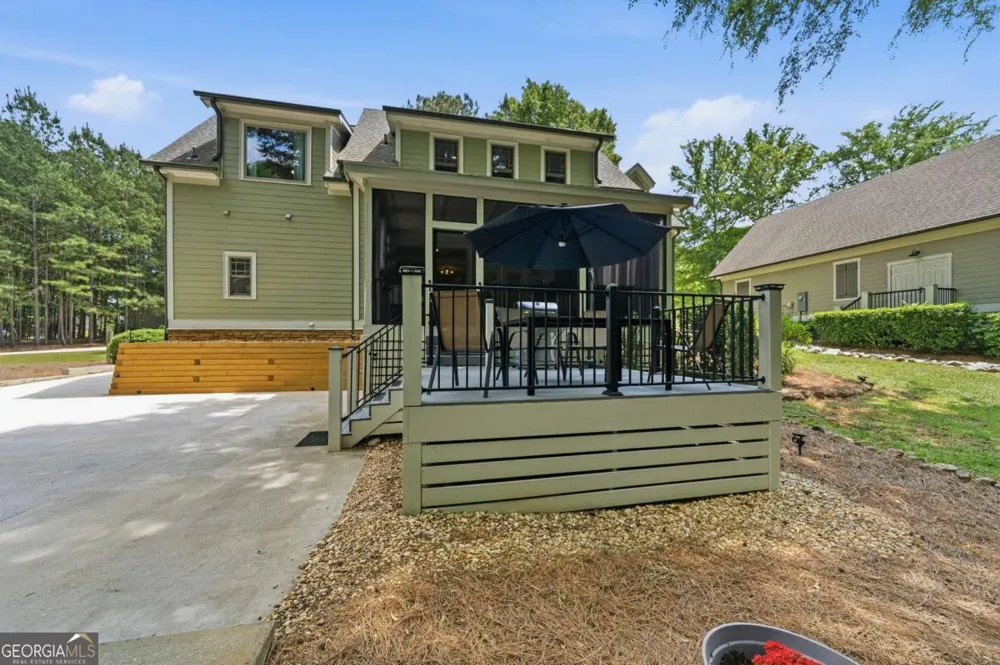 160 Parkside LN Eatonton, GA 31024