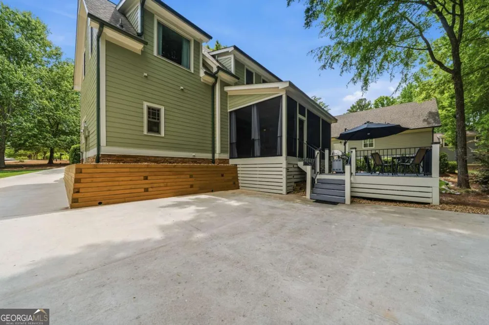 160 Parkside LN Eatonton, GA 31024