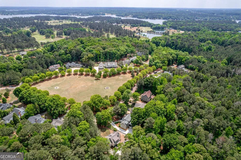160 Parkside LN Eatonton, GA 31024