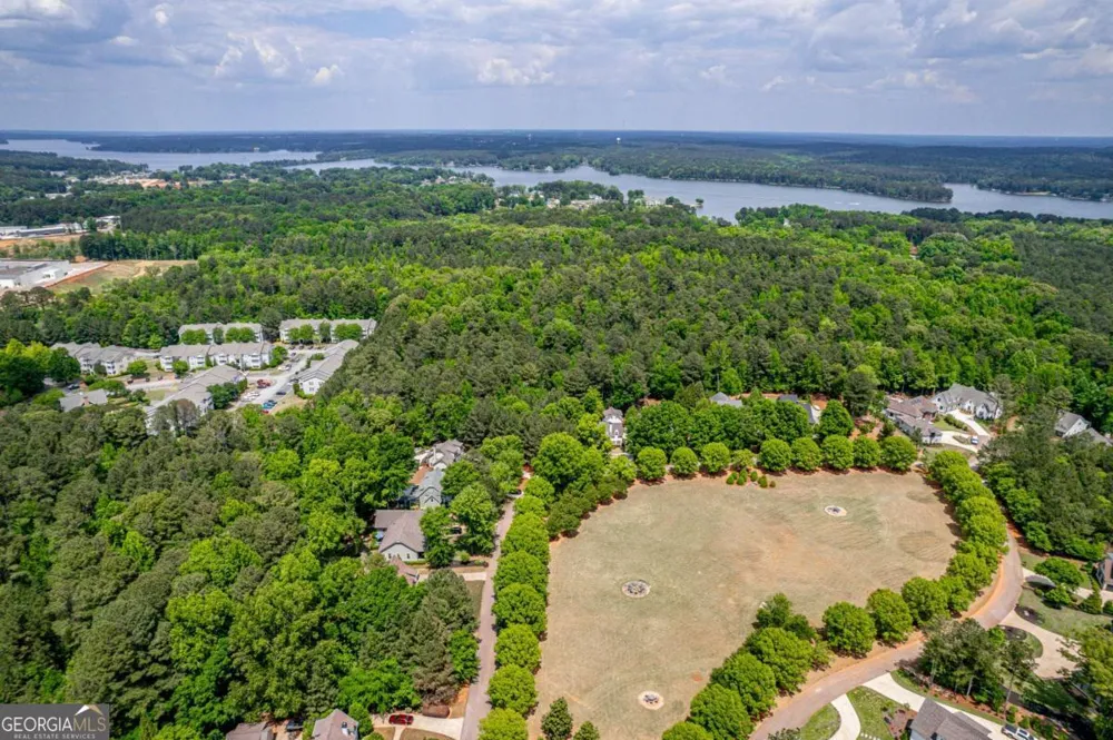 160 Parkside LN Eatonton, GA 31024