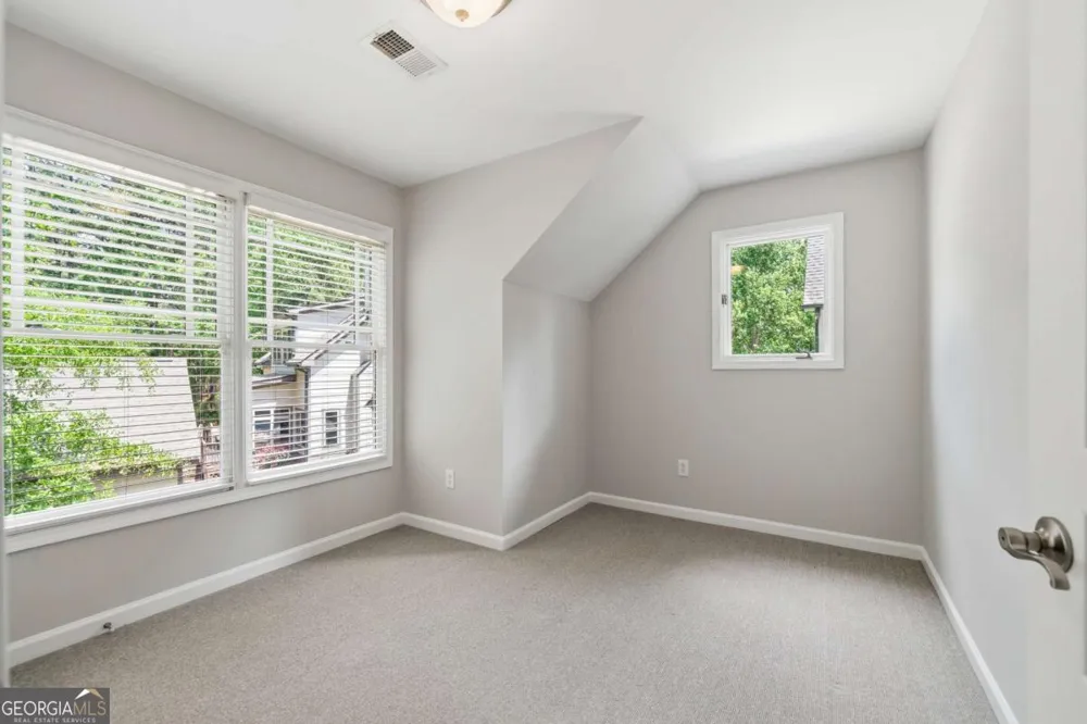 160 Parkside LN Eatonton, GA 31024