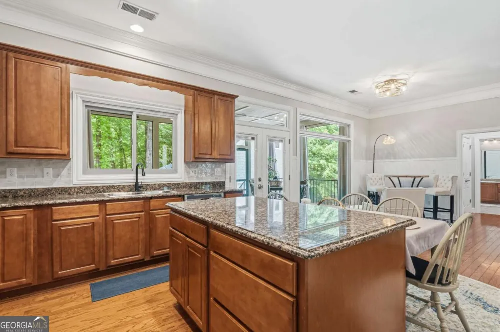 160 Parkside LN Eatonton, GA 31024