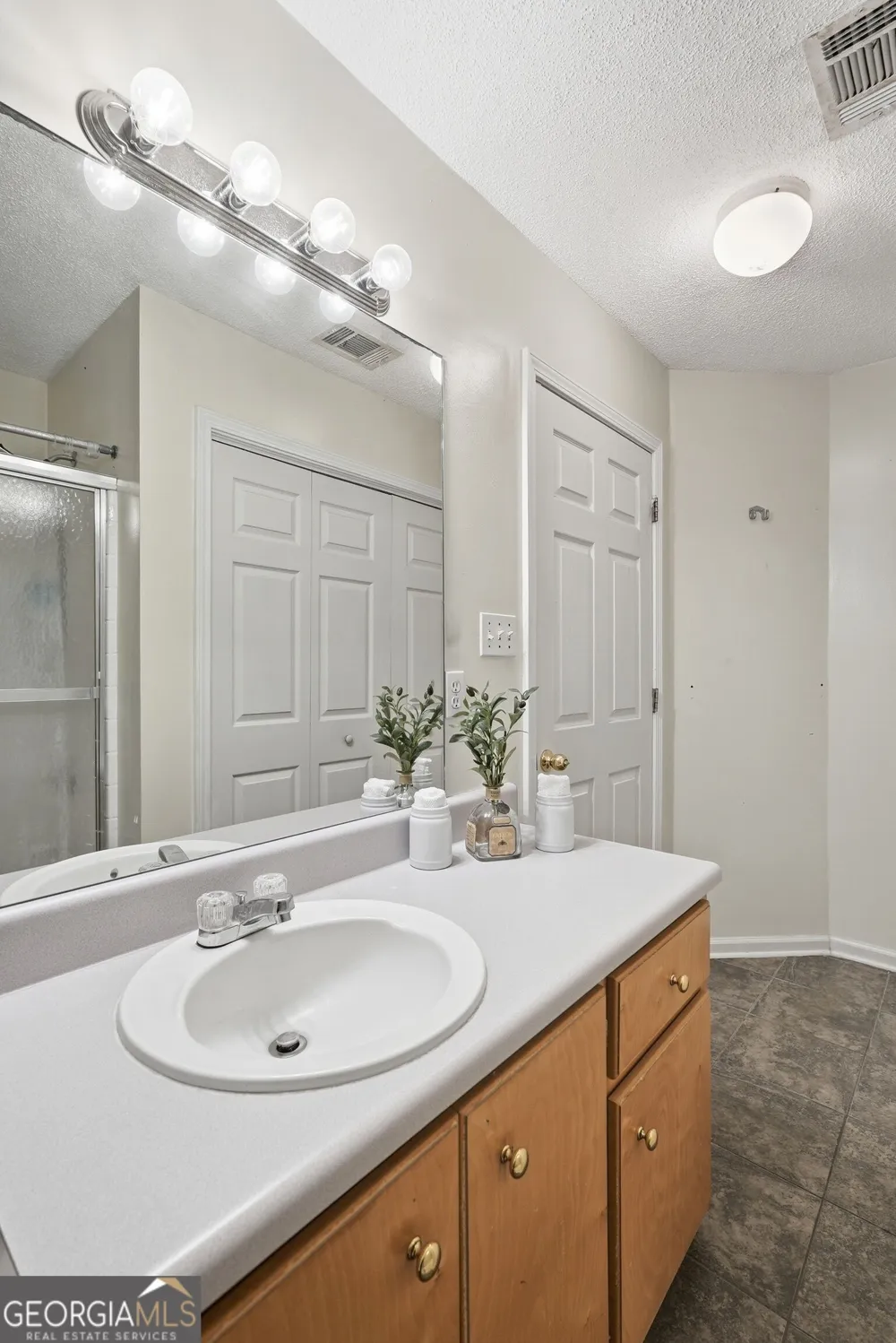 44 Leeward DR Savannah, GA 31419