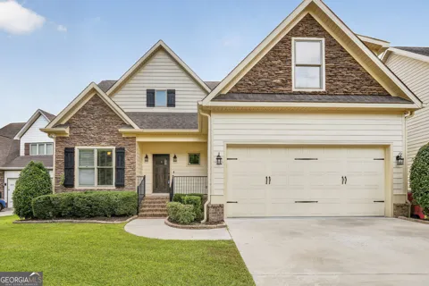 356 Carillon LN