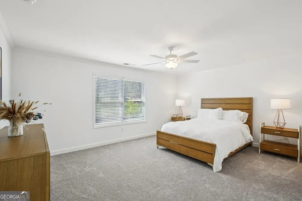 5059 Woodland HLS Powder Springs, GA 30127