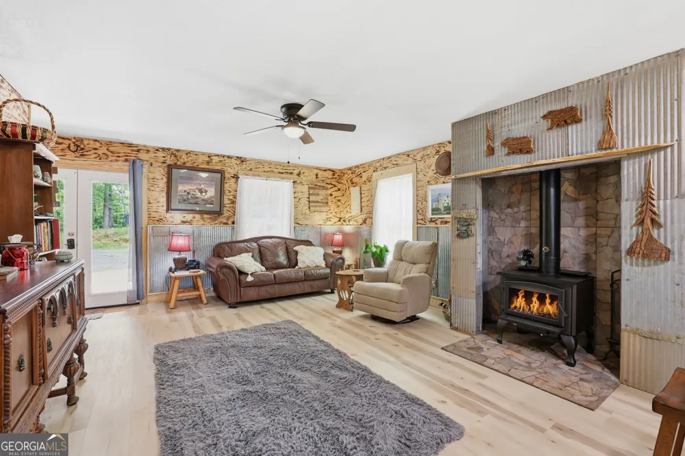 60 Cady LN Cleveland, GA 30528