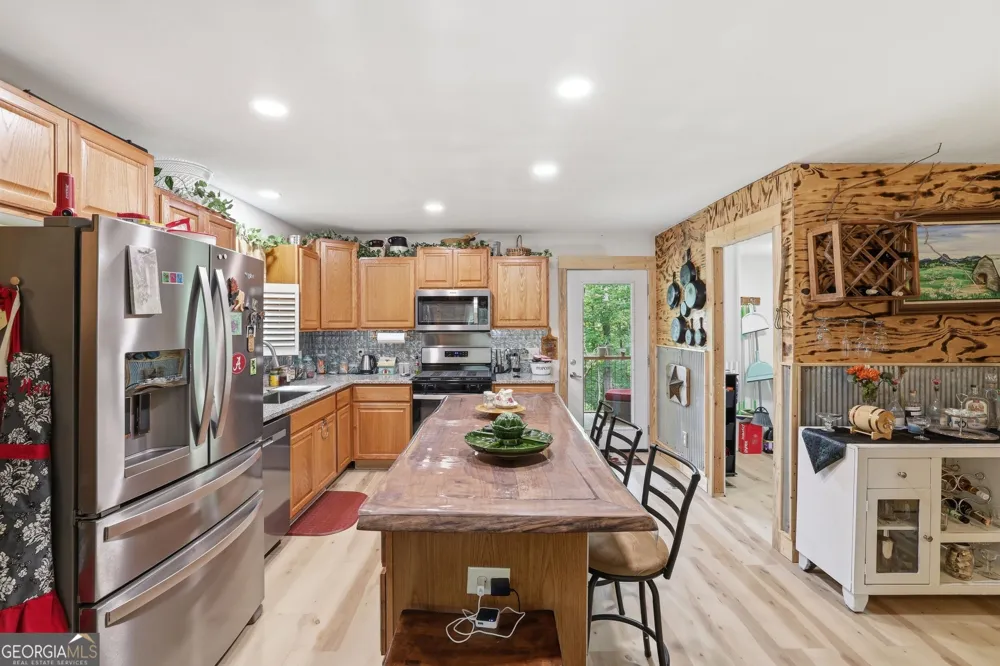 60 Cady LN Cleveland, GA 30528