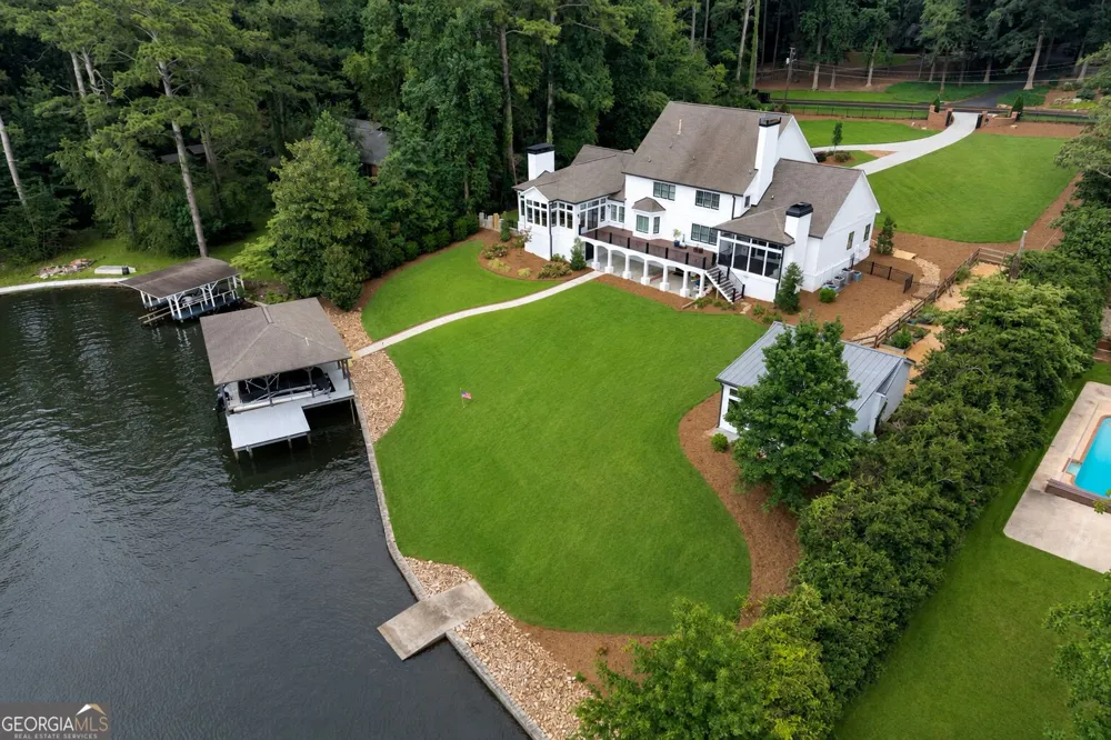2880 Emerald DR Jonesboro, GA 30236