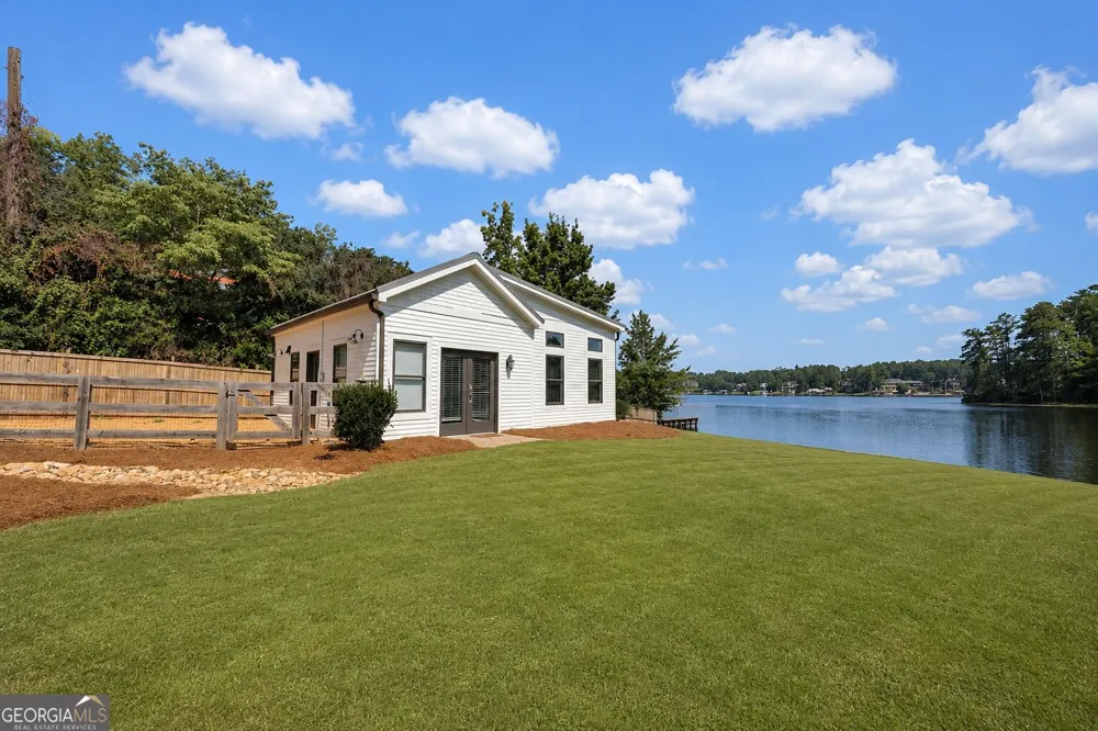 2880 Emerald DR Jonesboro, GA 30236