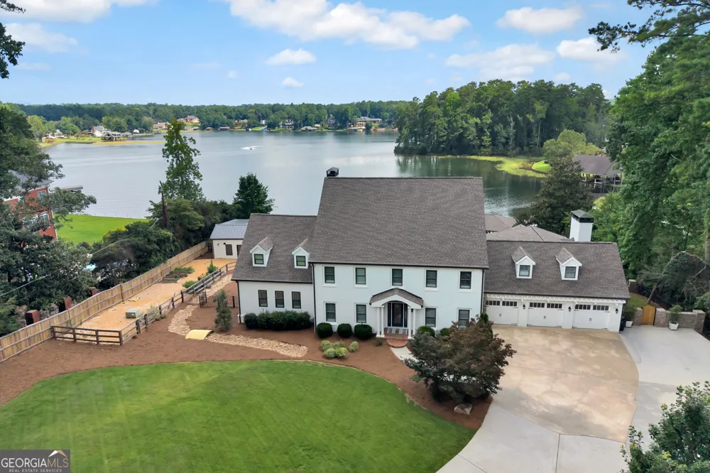 2880 Emerald DR Jonesboro, GA 30236
