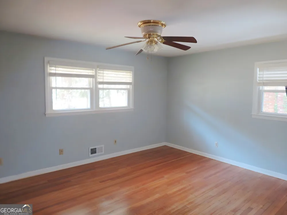 2705 Hayden DR East Point, GA 30344