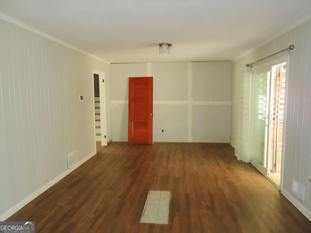 2705 Hayden DR East Point, GA 30344