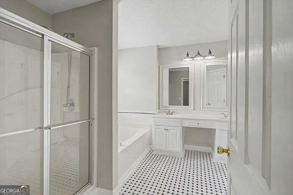 665 Peachtree Trail DR Suwanee, GA 30024