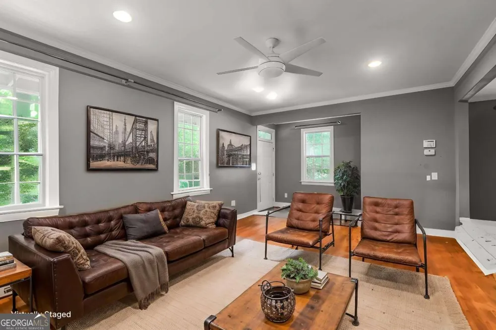 481 Pine DR Stone Mountain, GA 30083