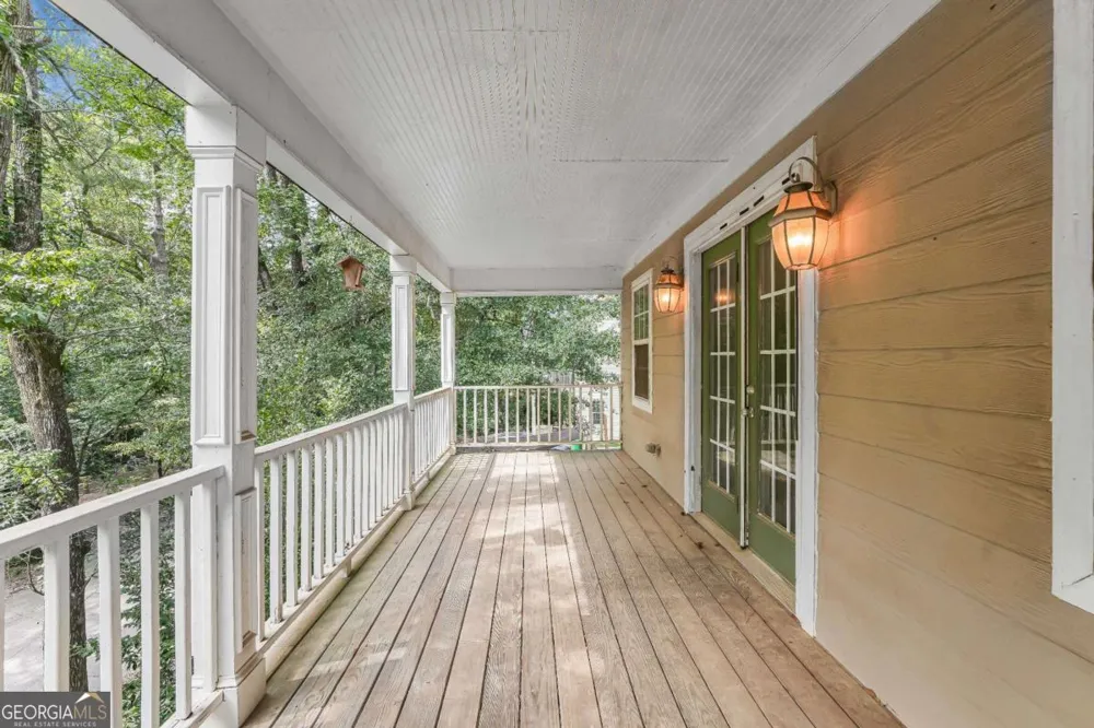 481 Pine DR Stone Mountain, GA 30083