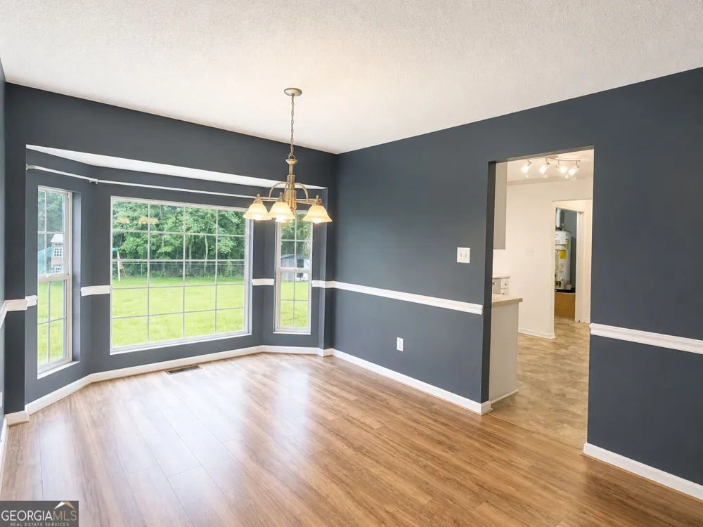 157 Davidson DR Griffin, GA 30223