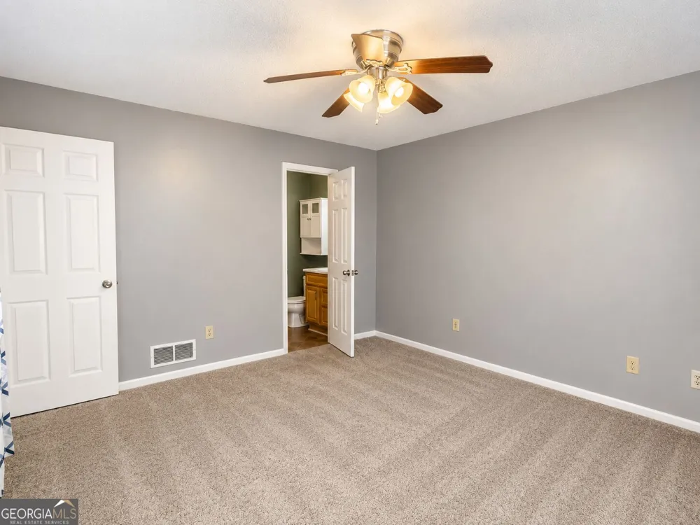 157 Davidson DR Griffin, GA 30223