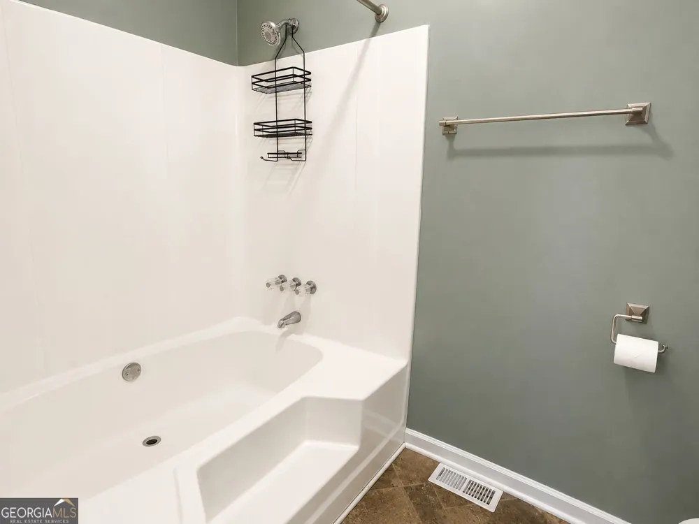 157 Davidson DR Griffin, GA 30223