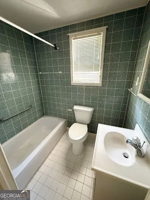 74 Piney Grove RD Midville, GA 30441