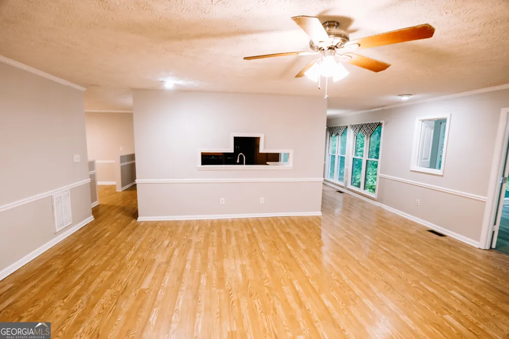 2447 Martin Mill RD Newnan, GA 30263