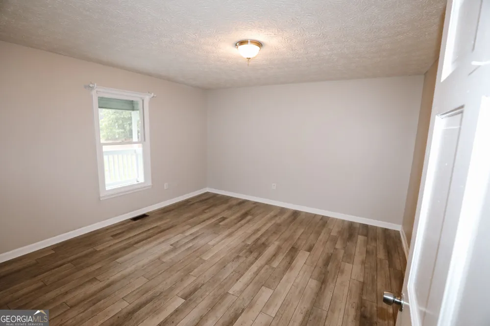 2447 Martin Mill RD Newnan, GA 30263