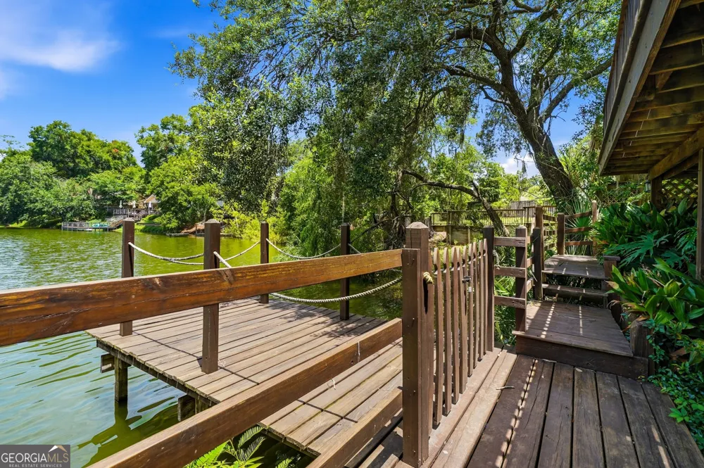 109 Sandcastle WAY St. Simons, GA 31522
