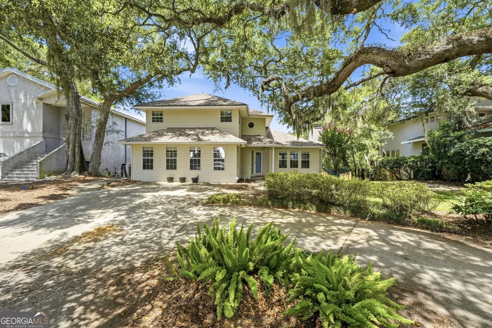109 Sandcastle WAY St. Simons, GA 31522