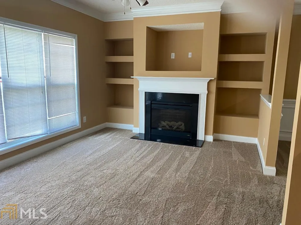 2615 Halligan PT Riverdale, GA 30296
