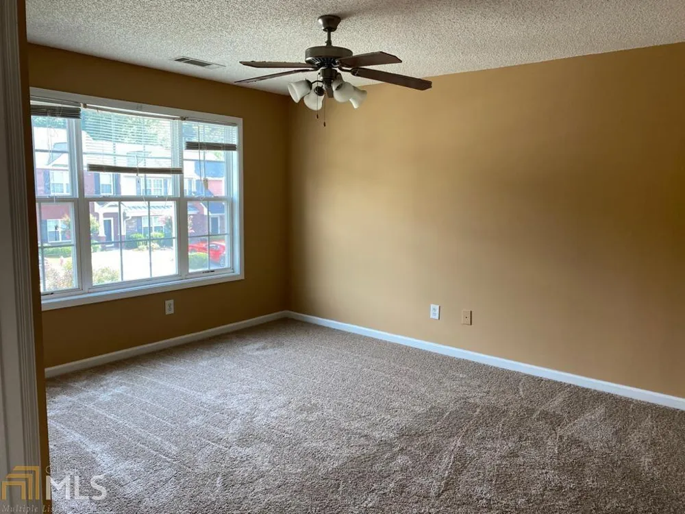 2615 Halligan PT Riverdale, GA 30296