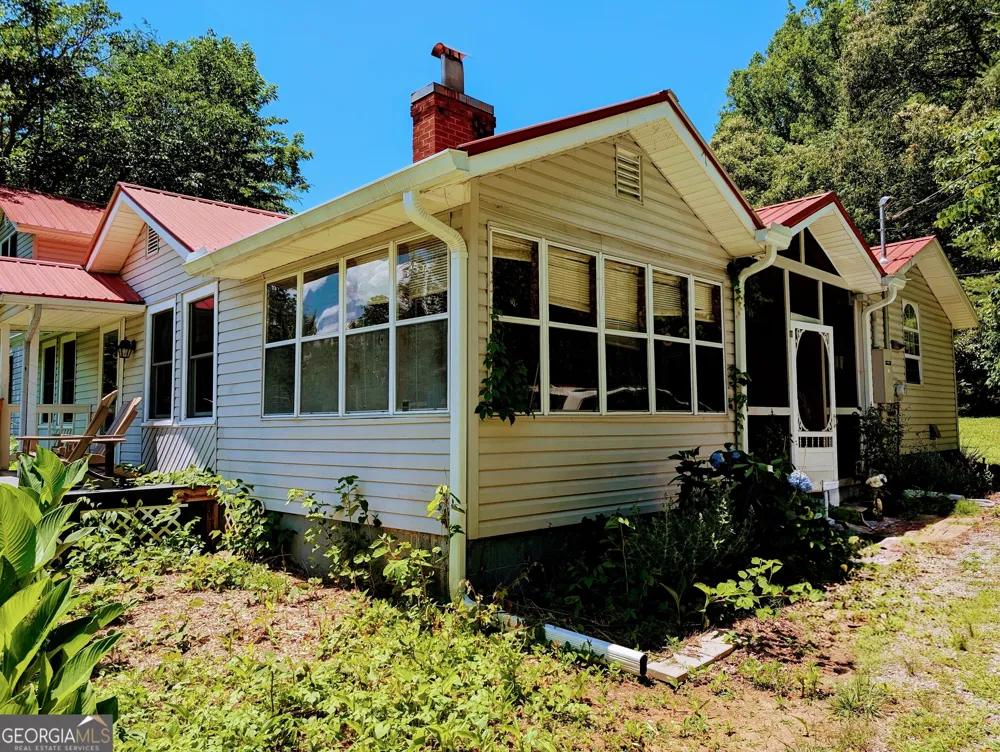 169 E Vineyard RD Hayesville, NC 28904
