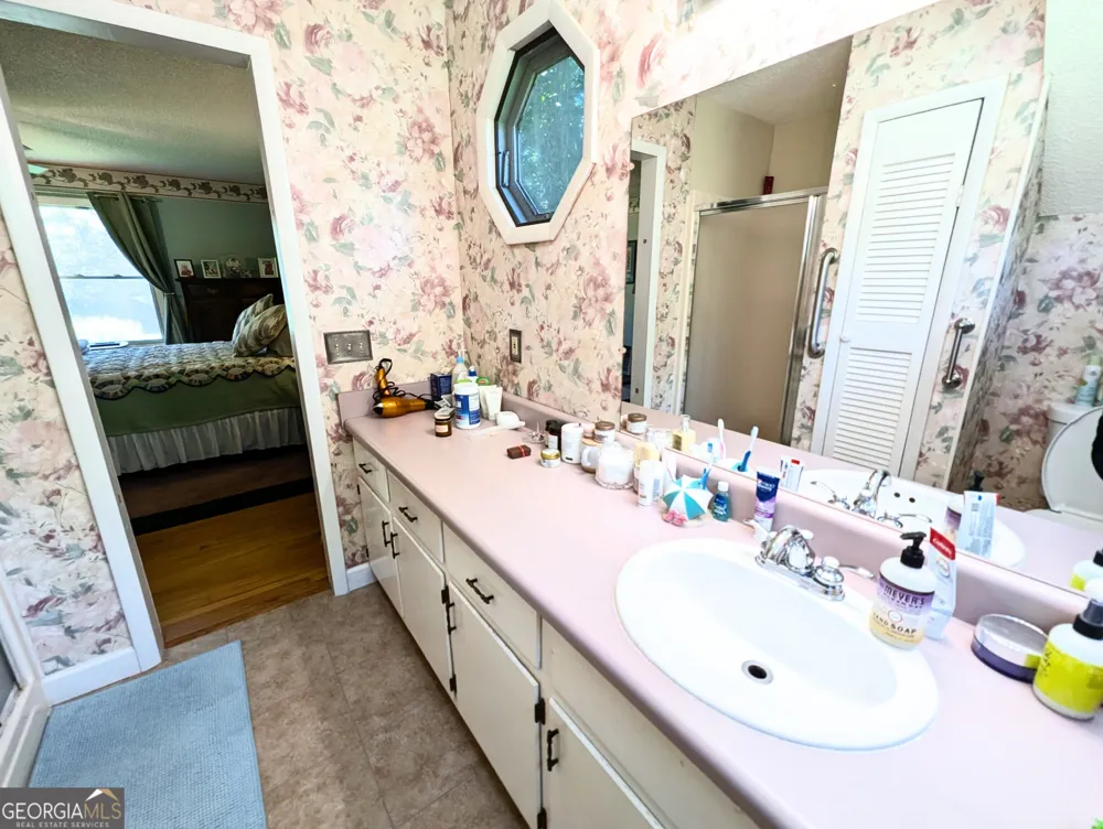 169 E Vineyard RD Hayesville, NC 28904