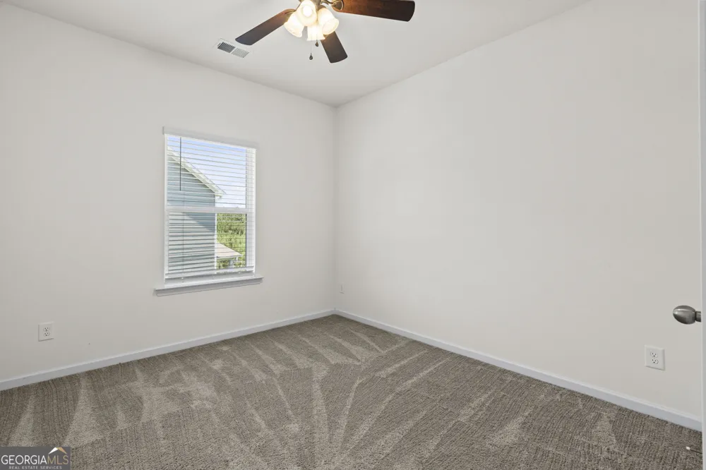 16 Jay CIR NW Adairsville, GA 30103