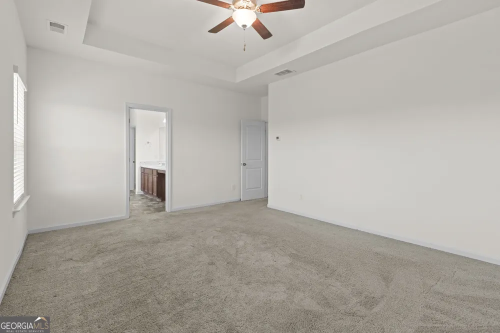 16 Jay CIR NW Adairsville, GA 30103